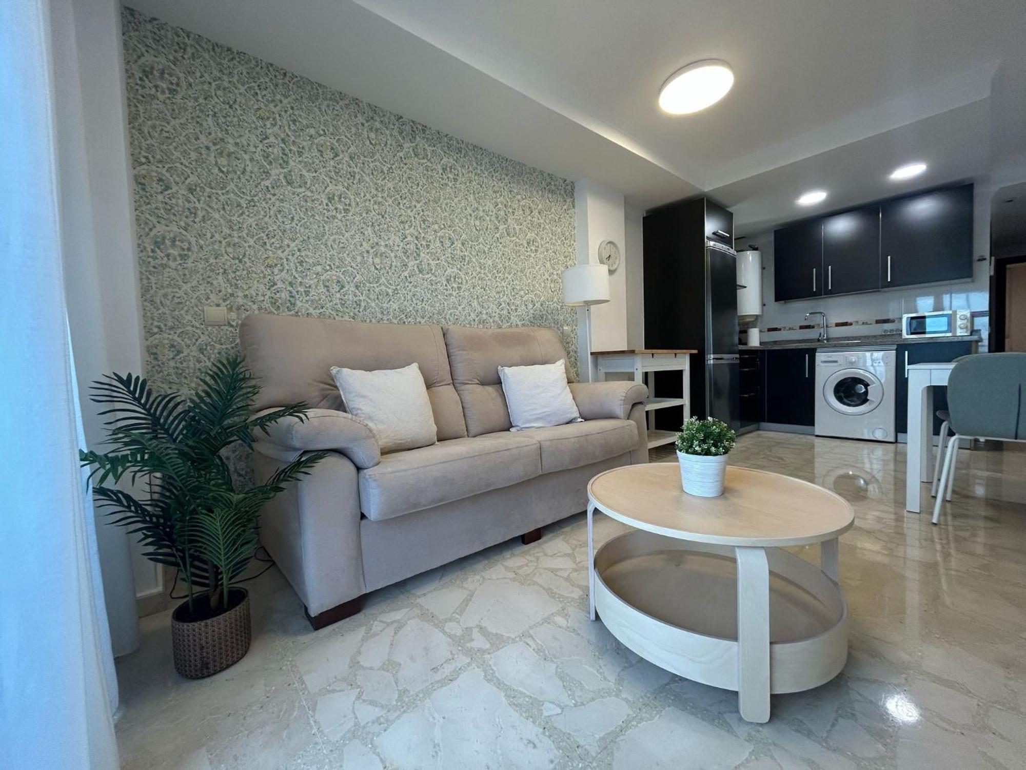 Apartamento primera línea playa. Vistas al mar Caleta De Velez Exterior foto
