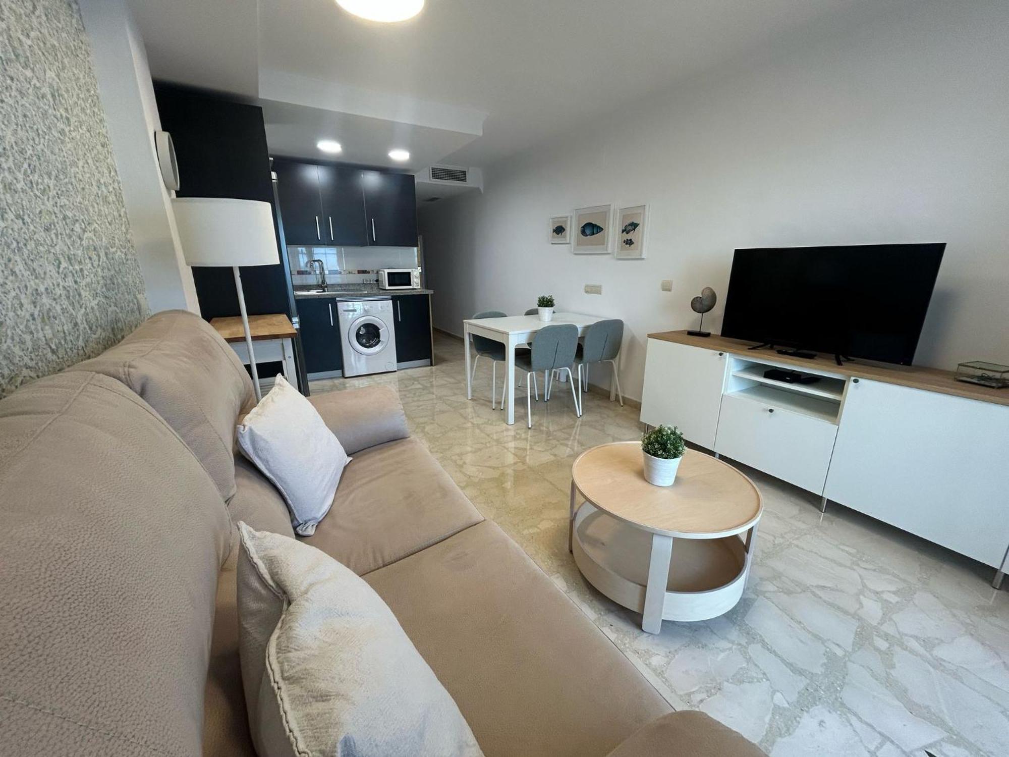 Apartamento primera línea playa. Vistas al mar Caleta De Velez Exterior foto